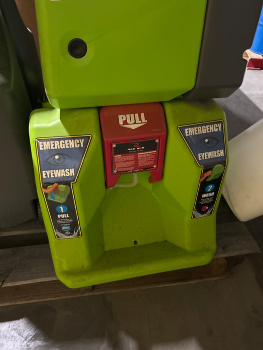 Eye Wash Station - Pallet Rack Surplus
